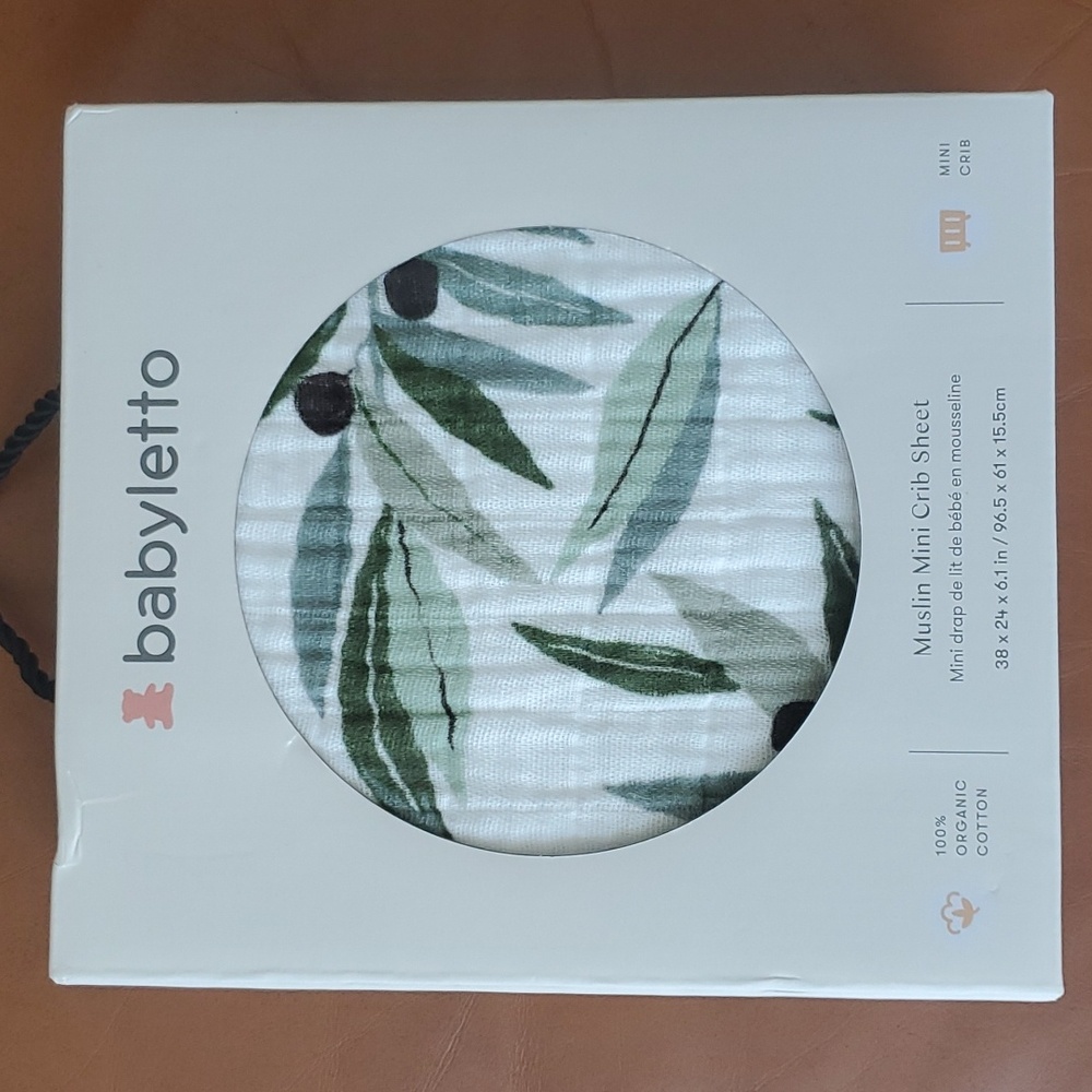 Babyletto Mini Crib Sheet - Olive branches